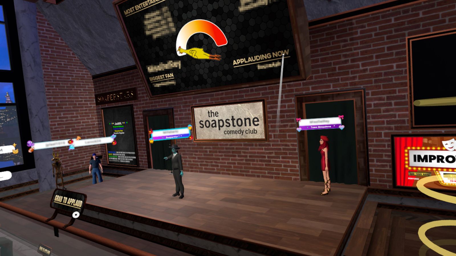 用户使用VR设备进行虚拟社交场景